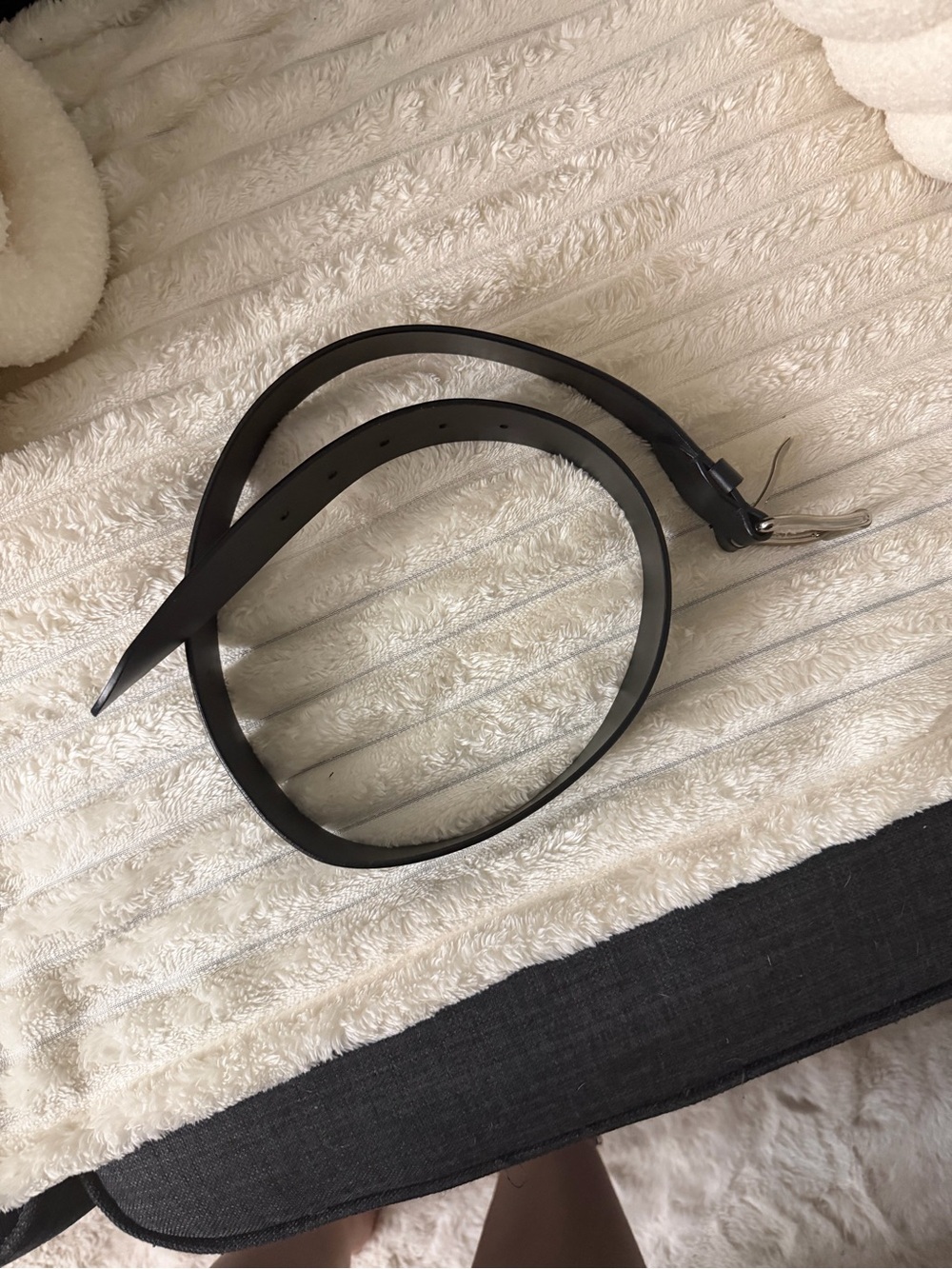 Burberry Black Leather Belt with Silver Buckle - Picture 9 of 9